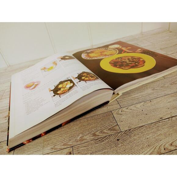 Vegetables & Vegetarian Cooking cookbook 2000 hardcover Denny Ingram Hermes - Picture 13 of 15